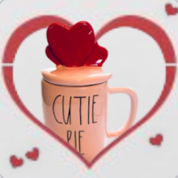 Rae Dunn Cutie Pie Artisan Collectors Mug with Hearts Topper - Picture 4 of 9